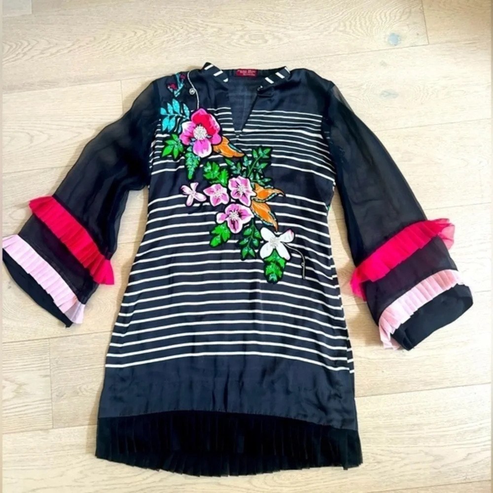 Salman Haye sheer long shirt with floral detail on front and back size S